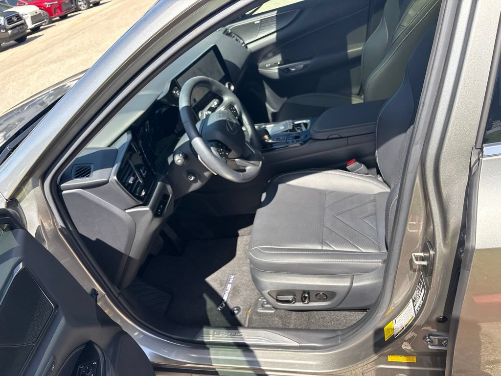 Certified 2025 Lexus NX 350h AWD w/ Cold Area Package image 16