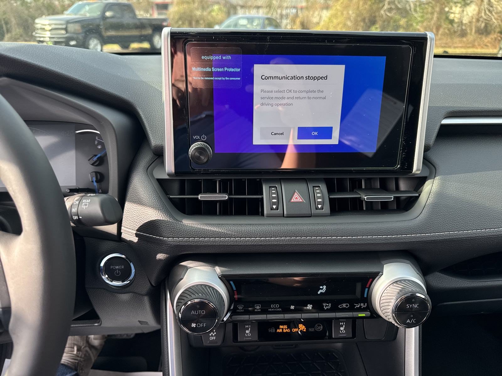 New 2025 Toyota RAV4 XLE Premium w/ Weather Package AWD/4WD image 19
