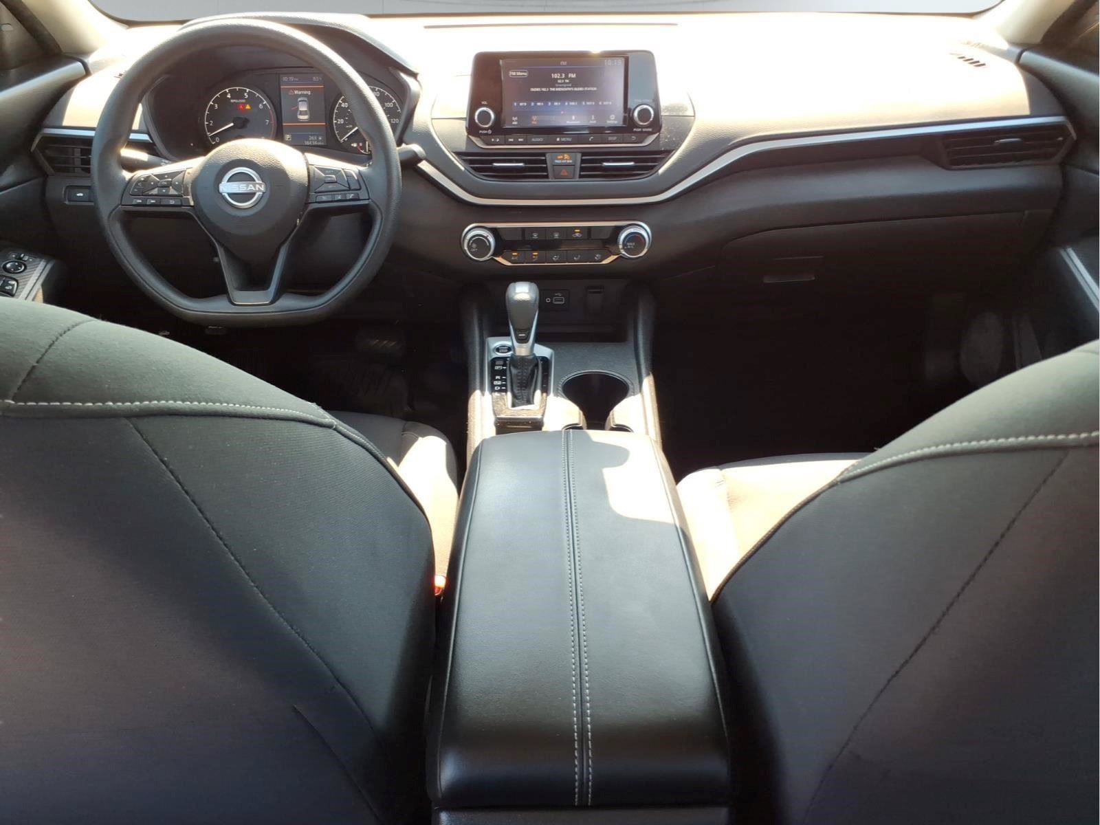 Used 2024 Nissan Altima 2.5 S FWD image 14
