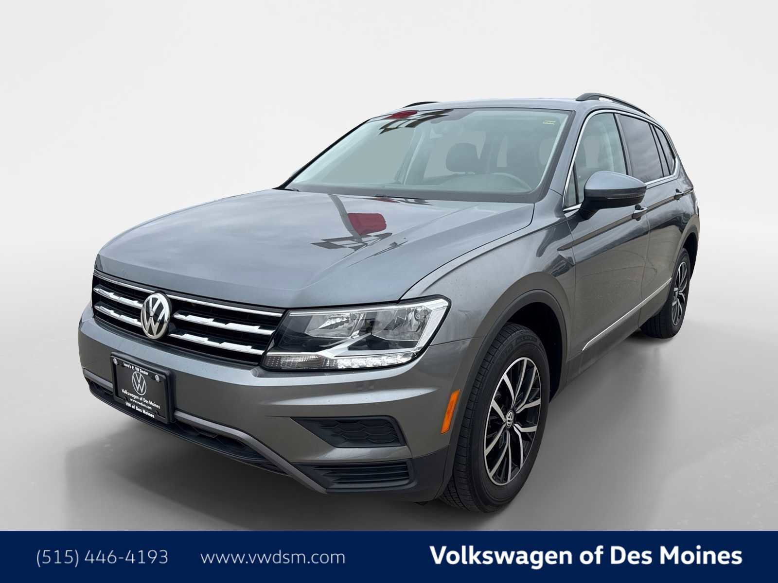 Used 2021 Volkswagen Tiguan SE w/ Panoramic Sunroof Package image 1