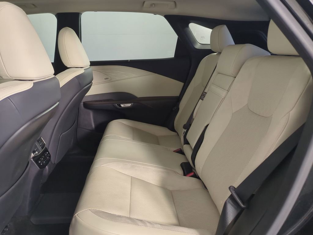 Used 2024 Lexus RX 450h AWD w/ Convenience Package image 16