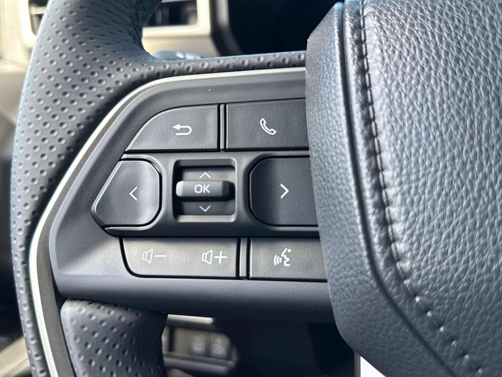 New 2026 Toyota 4Runner Trailhunter AWD/4WD image 41