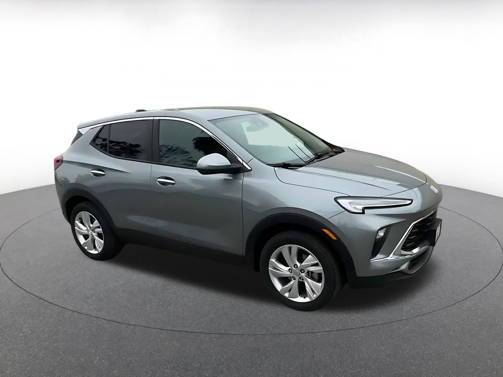 Used 2025 Buick Encore GX Preferred image 2