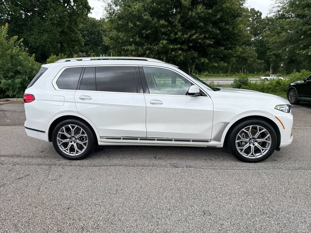 Used 2022 BMW X7 xDrive40i w/ Premium Package AWD/4WD image 8