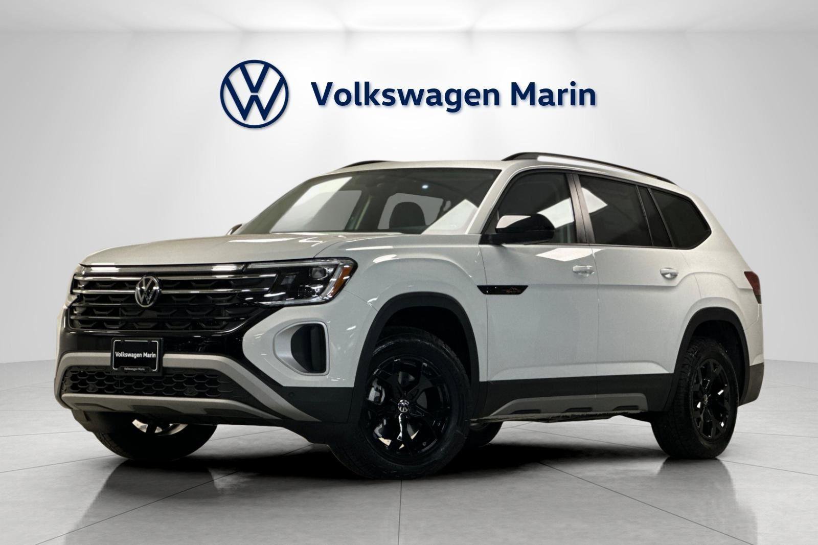 New 2025 Volkswagen Atlas Peak Edition SE