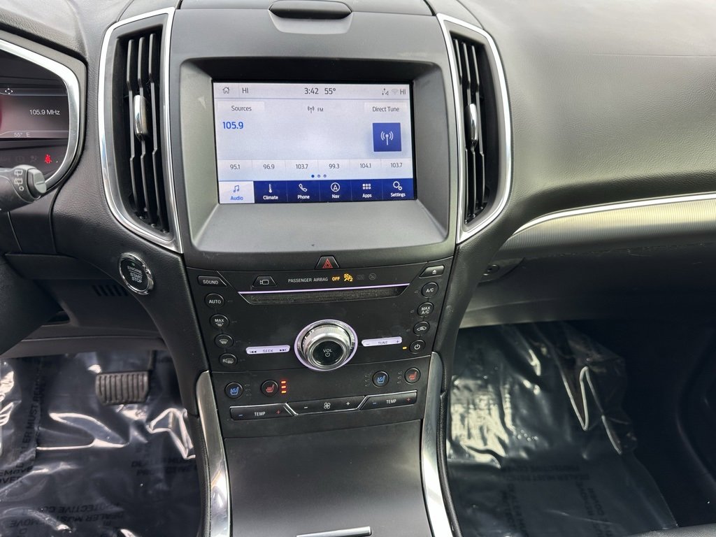 Used 2019 Ford Edge Titanium w/ Equipment Group 301A image 28