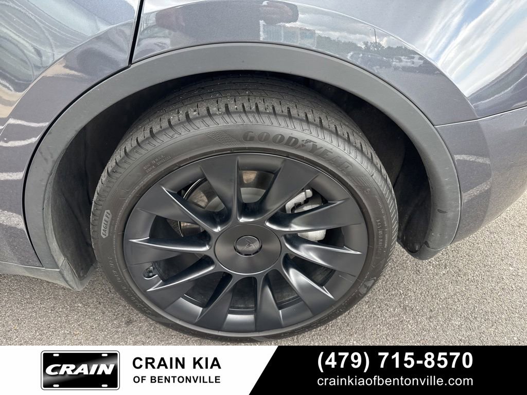 Used 2023 Tesla Model Y Long Range AWD/4WD image 30