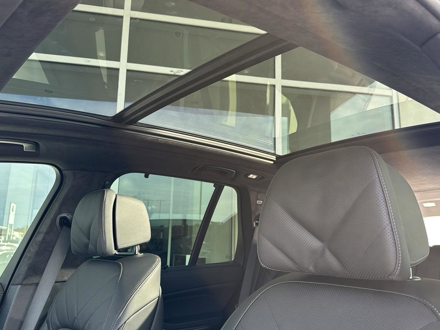 New 2026 BMW X5 xDrive50e image 26