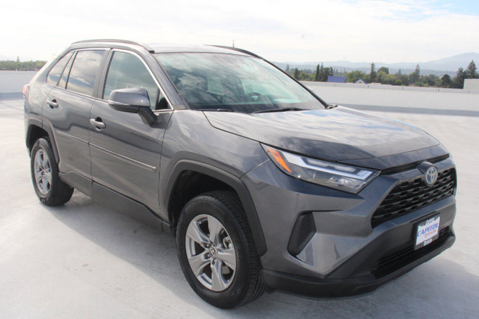 Certified 2024 Toyota RAV4 LE AWD/4WD image 2