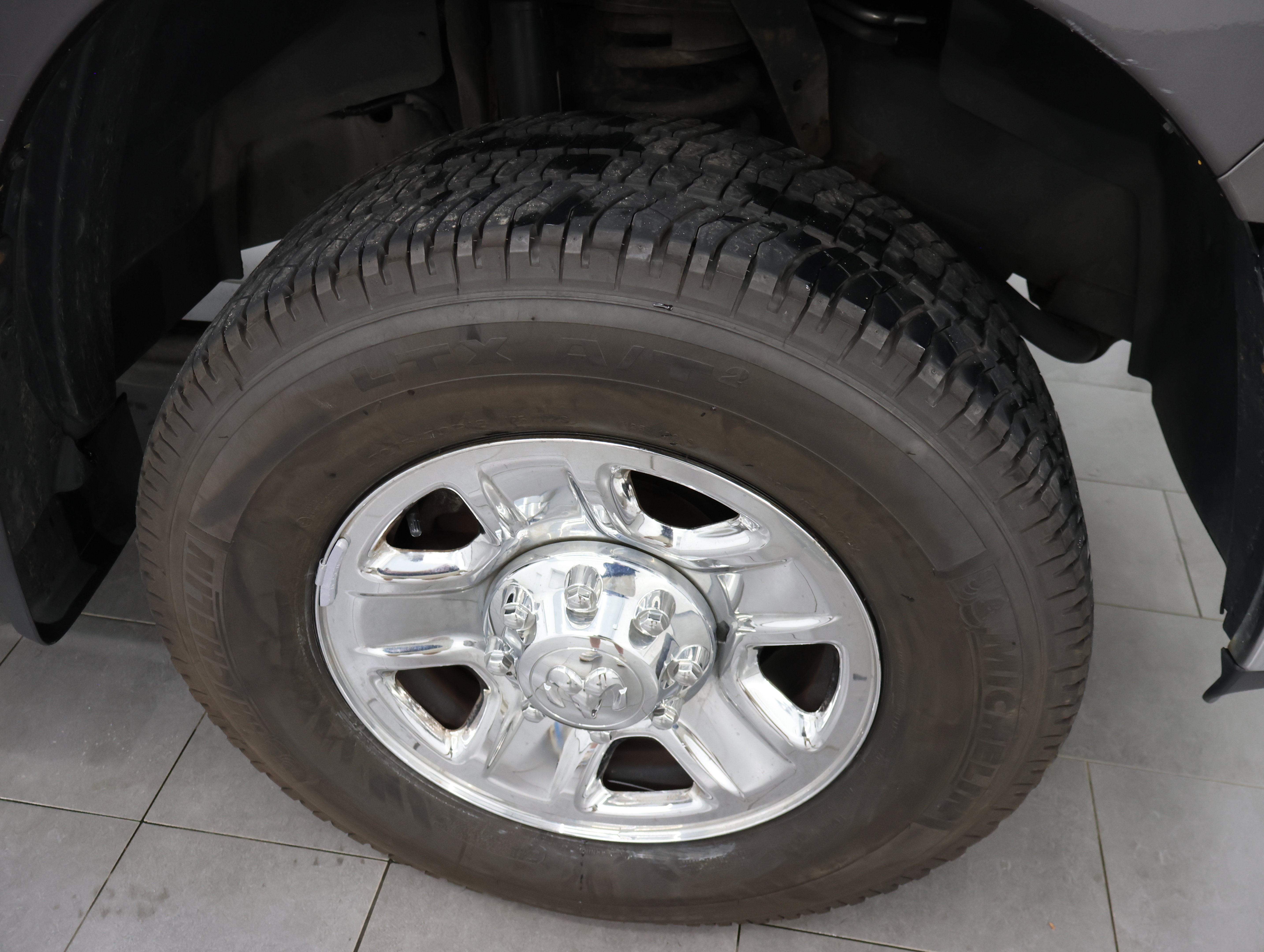 Used 2016 RAM 2500 Tradesman w/ Chrome Appearance Group AWD/4WD image 3