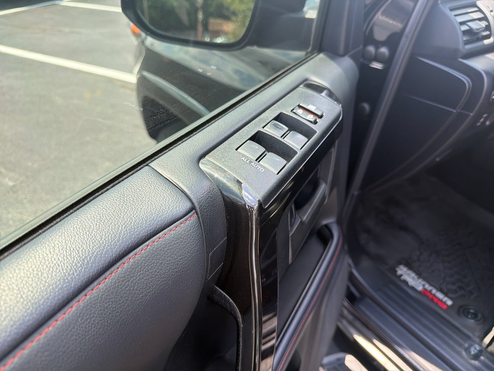 Used 2021 Toyota 4Runner TRD Pro AWD/4WD image 12