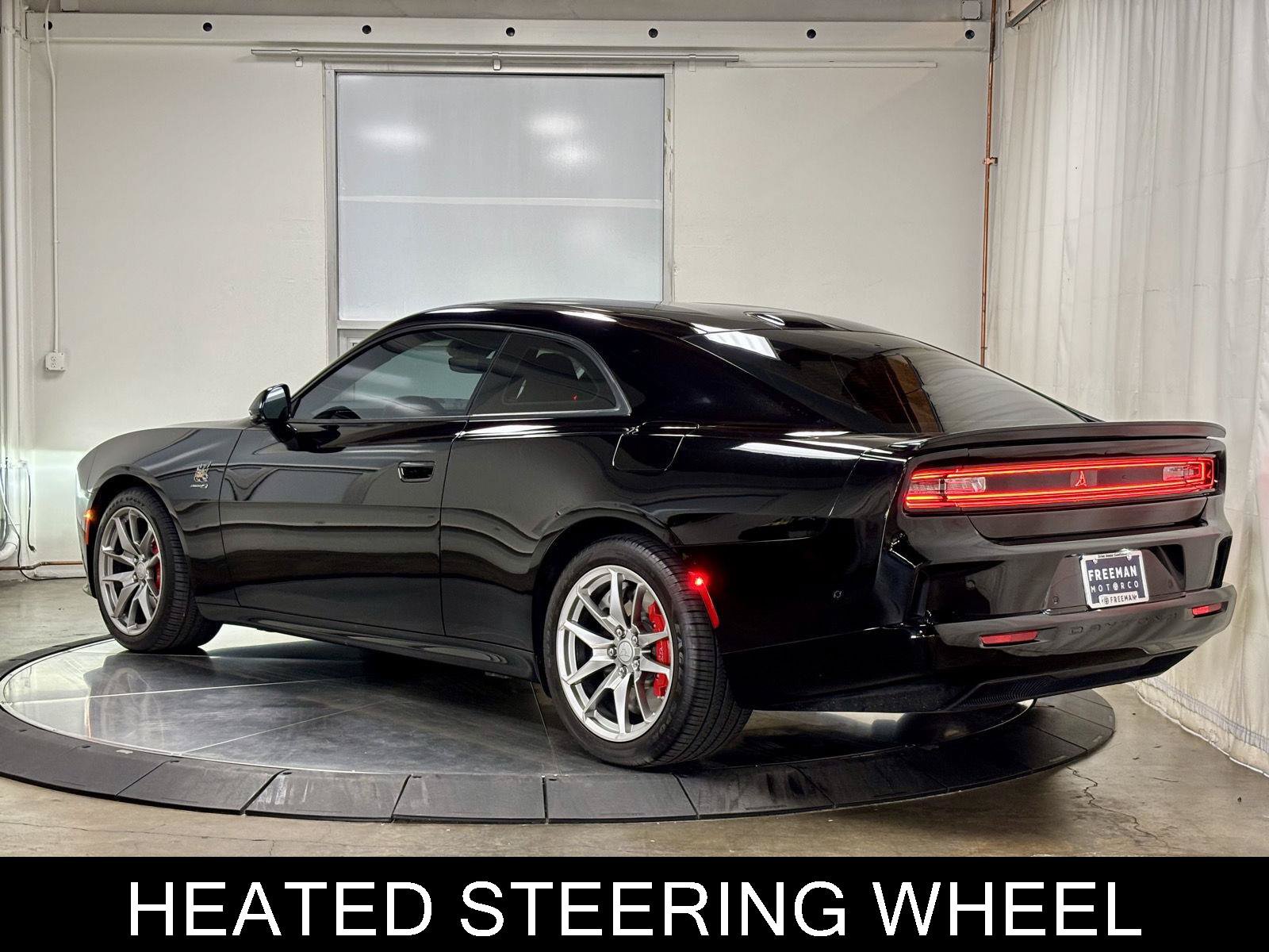 Used 2024 Dodge Charger Daytona Scat Pack w/ Plus Group AWD/4WD image 7