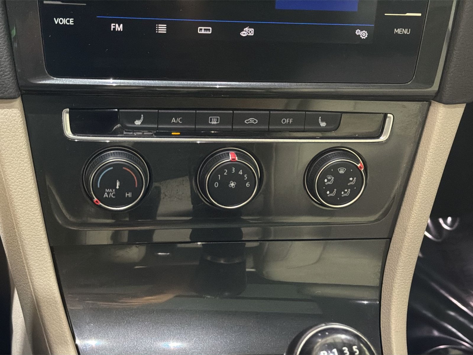 Used 2019 Volkswagen Golf Alltrack SE AWD/4WD image 22