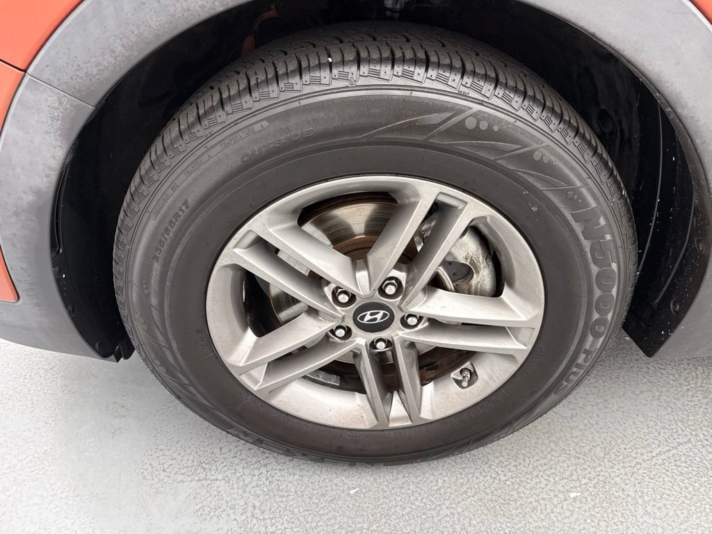 Used 2017 Hyundai Santa Fe Sport FWD image 4
