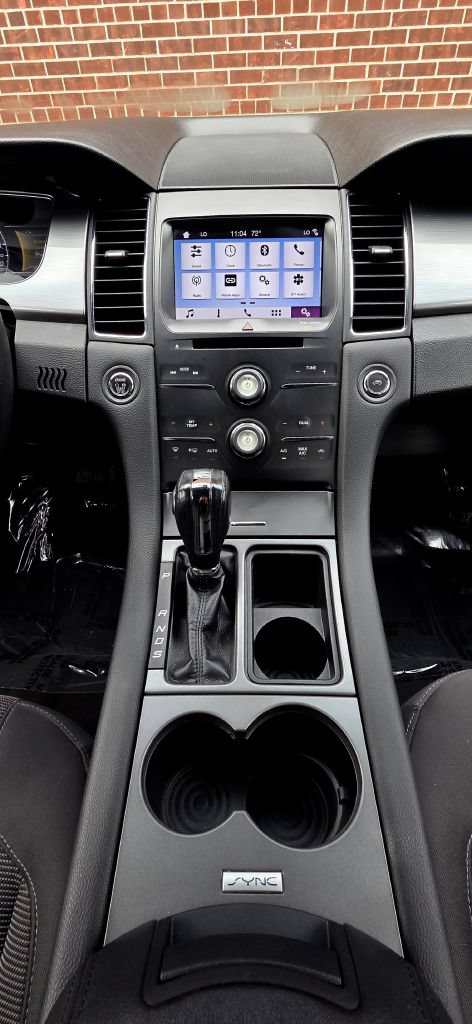 Used 2019 Ford Taurus SEL w/ Equipment Group 201A AWD/4WD image 14