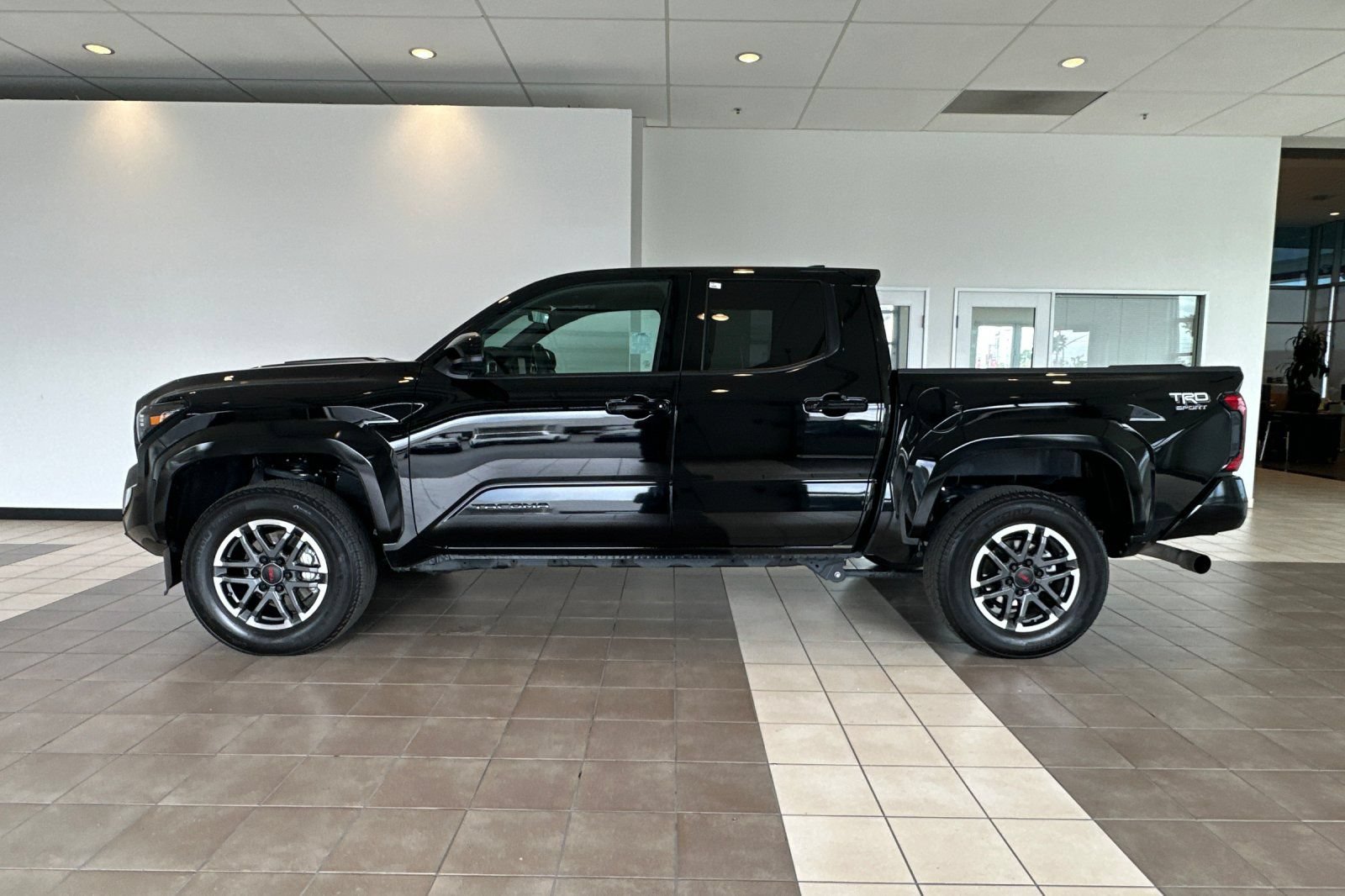 Certified 2026 Toyota Tacoma TRD Sport AWD/4WD image 7