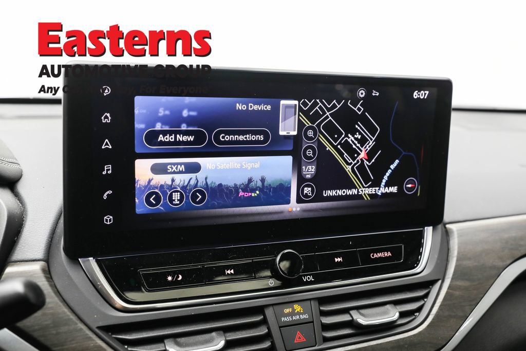 Used 2023 Nissan Altima 2.5 SV w/ SV Premium Package image 19