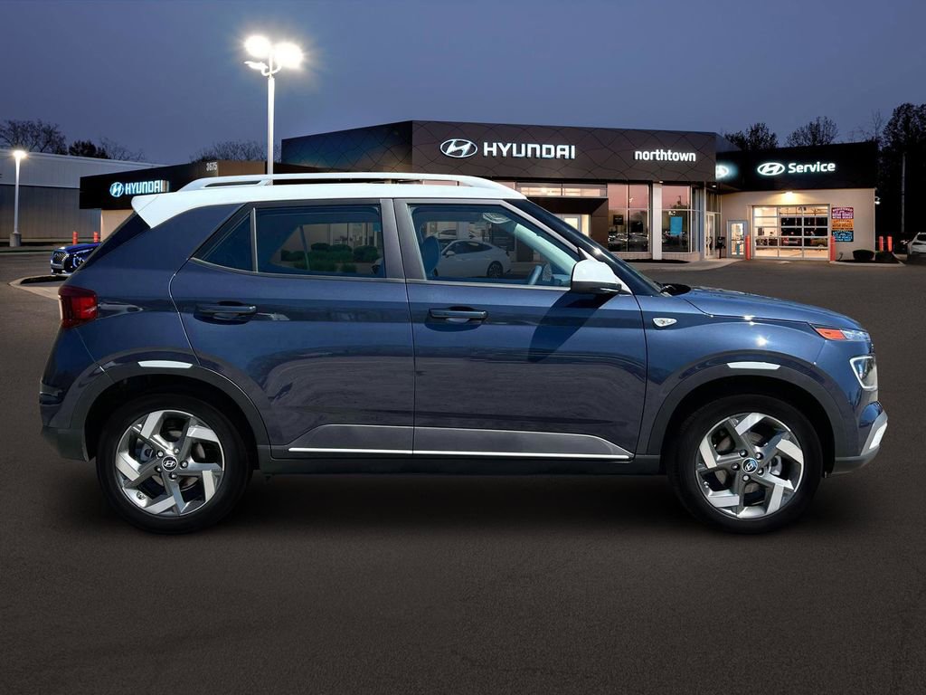 New 2025 Hyundai Venue Limited image 9