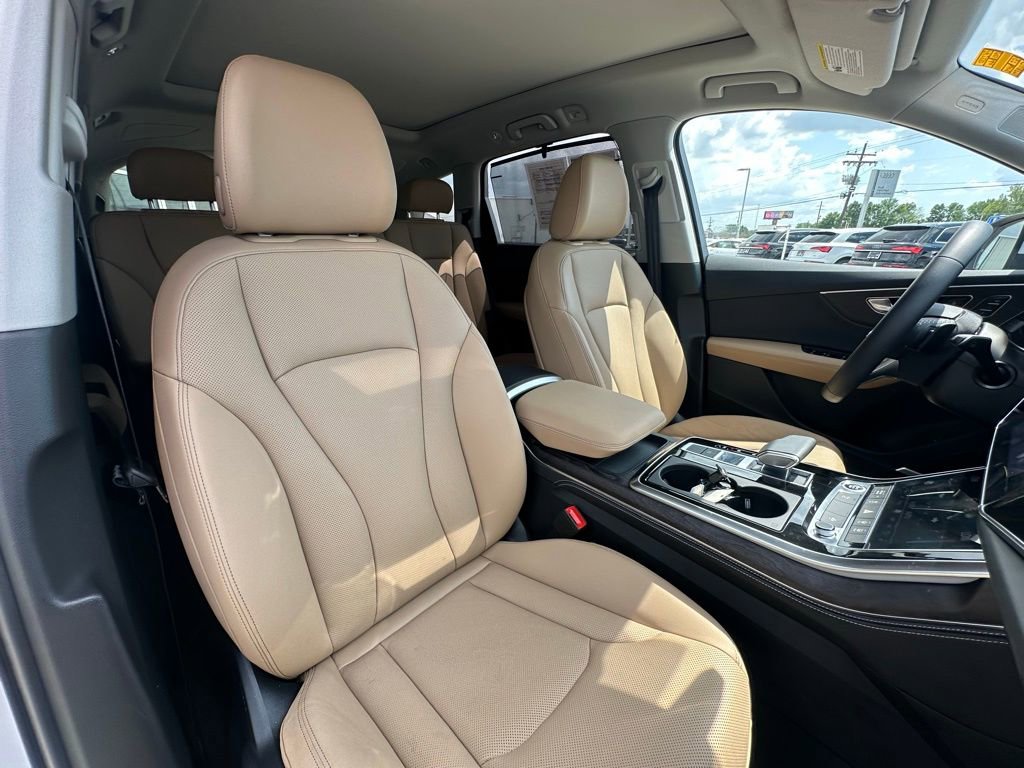 Certified 2025 Audi Q7 2.0T Premium Plus w/ Premium Plus Package image 32