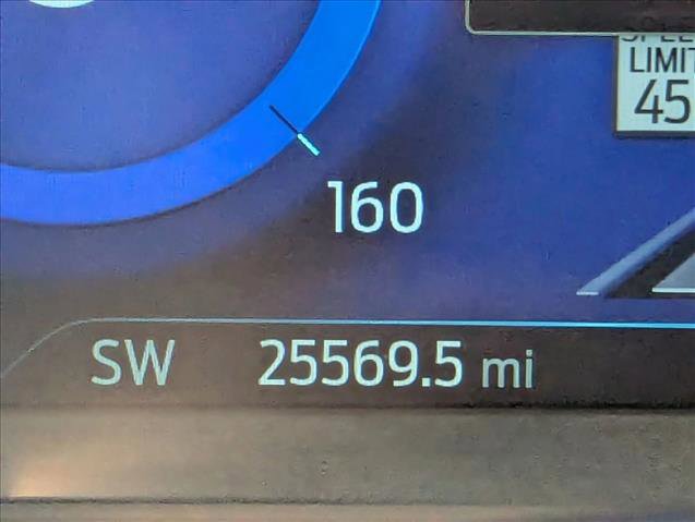 Used 2021 Ford Escape Titanium w/ Class II Trailer Tow Package image 9