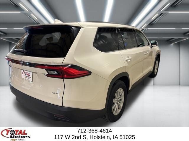 Used 2024 Toyota Grand Highlander AWD image 8
