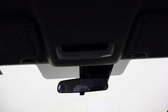 Used 2022 Nissan Versa SR w/ Convenience Package FWD image 22