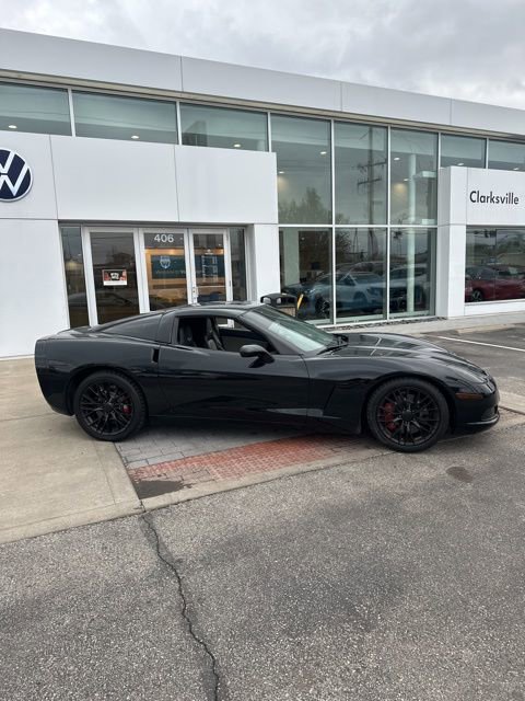 Used 2007 Chevrolet Corvette Coupe w/ Preferred Equipment Group image 3