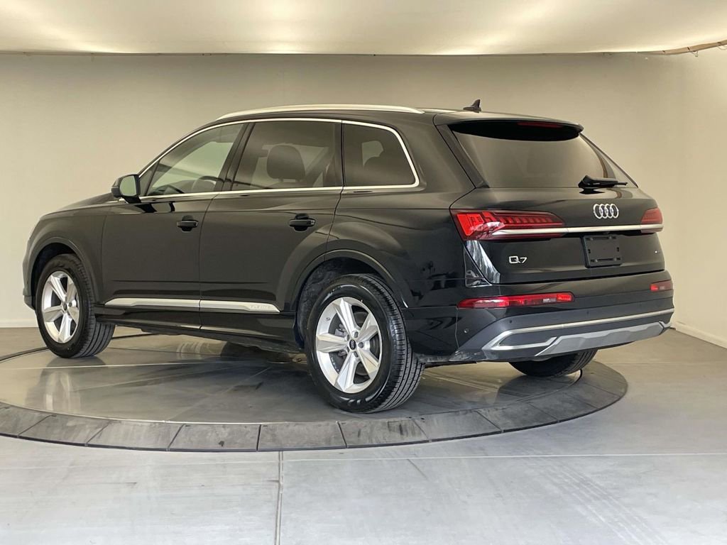 Used 2023 Audi Q7 2.0T Premium w/ Convenience Package image 3