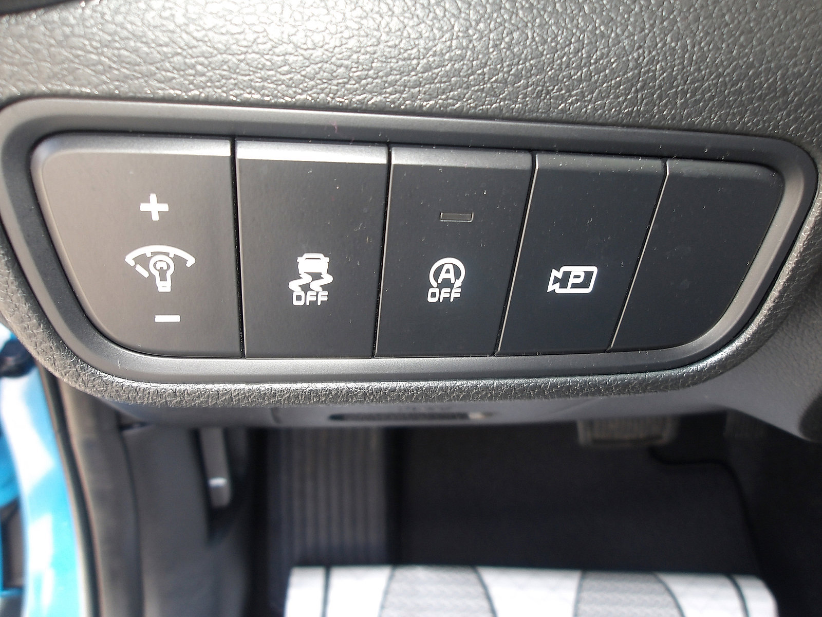 Used 2025 Kia Soul S FWD image 15