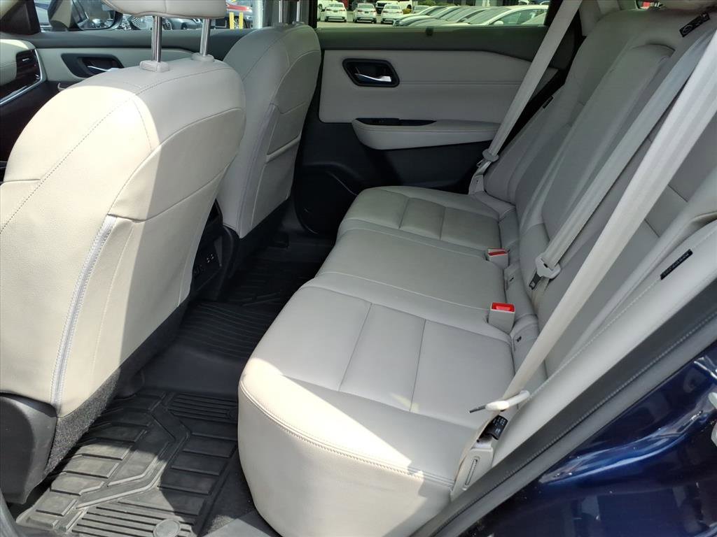 Certified 2024 Nissan Rogue SL w/ SL Premium Package image 5