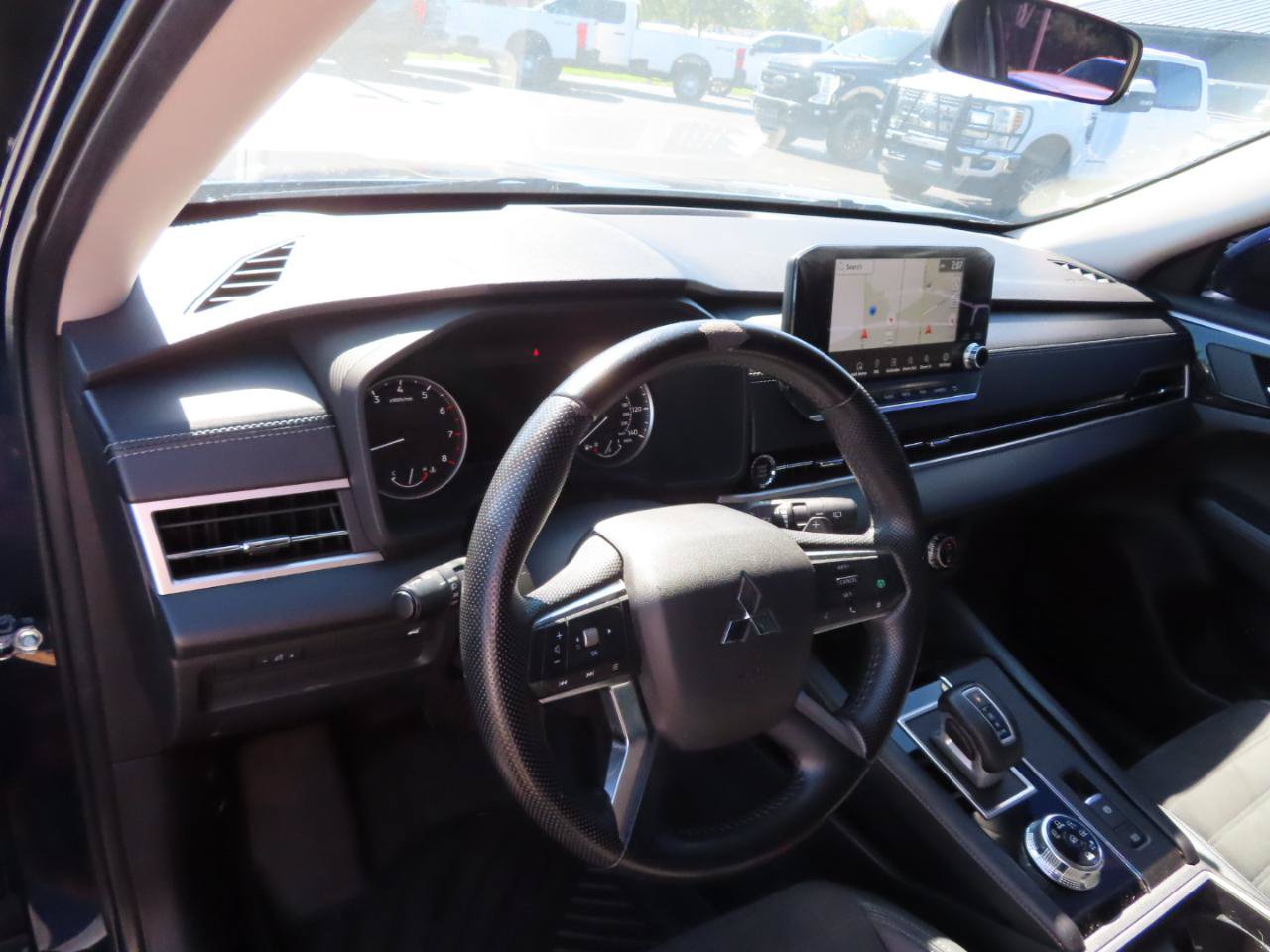 Used 2022 Mitsubishi Outlander SE AWD/4WD image 27