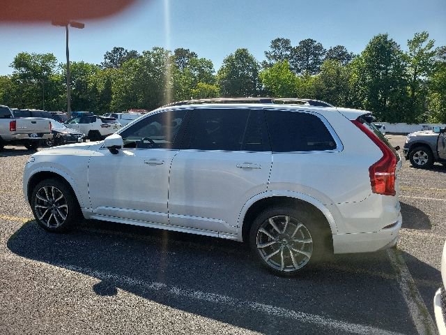 Used 2019 Volvo XC90 T5 Momentum w/ Multimedia Package AWD/4WD image 1