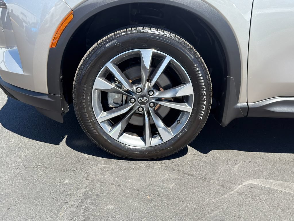 Used 2023 INFINITI QX60 Luxe w/ Cargo Package FWD image 5