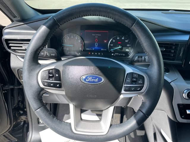 Used 2023 Ford Explorer XLT w/ Equipment Group 202A AWD/4WD image 25