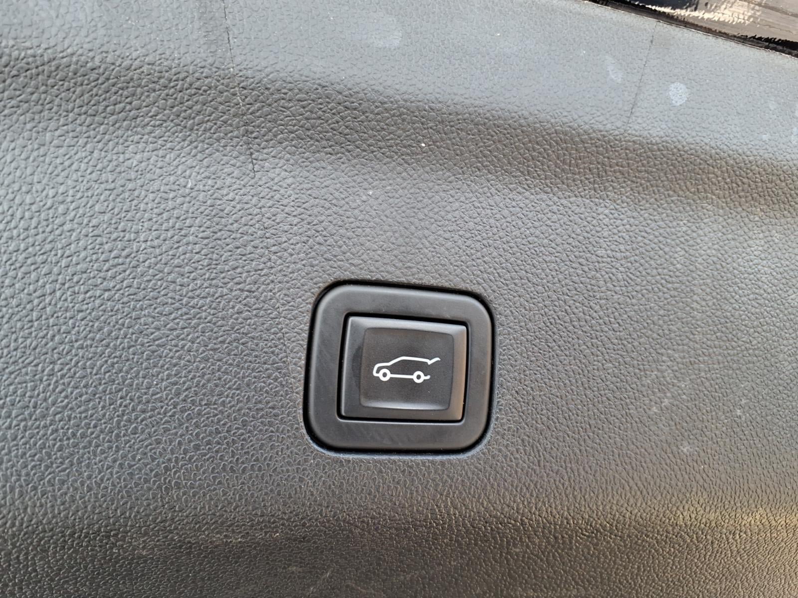 Certified 2023 GMC Yukon XL SLT AWD/4WD image 14