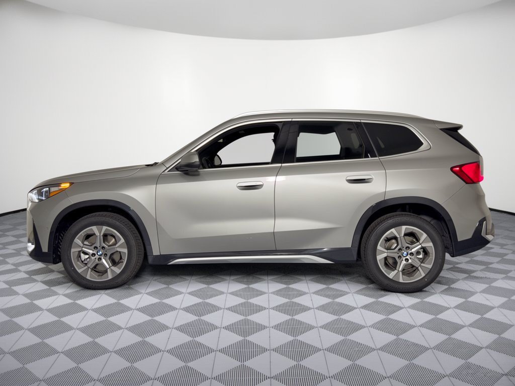 New 2027 BMW X1 xDrive28i AWD/4WD image 2