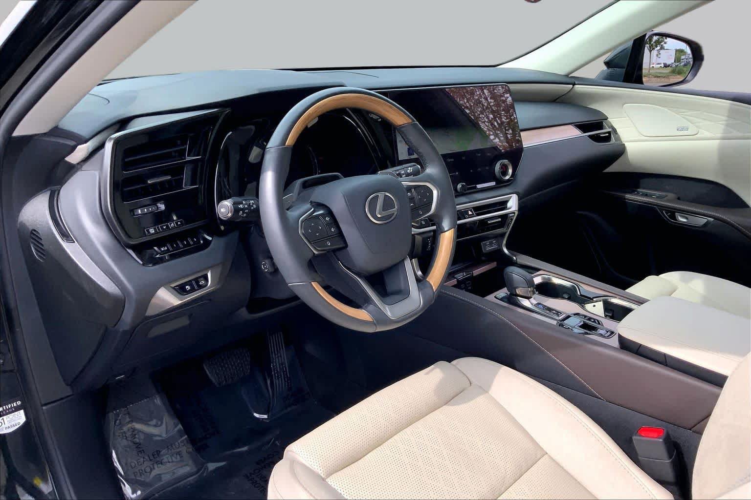 Used 2024 Lexus RX 350 AWD w/ Convenience Package image 18