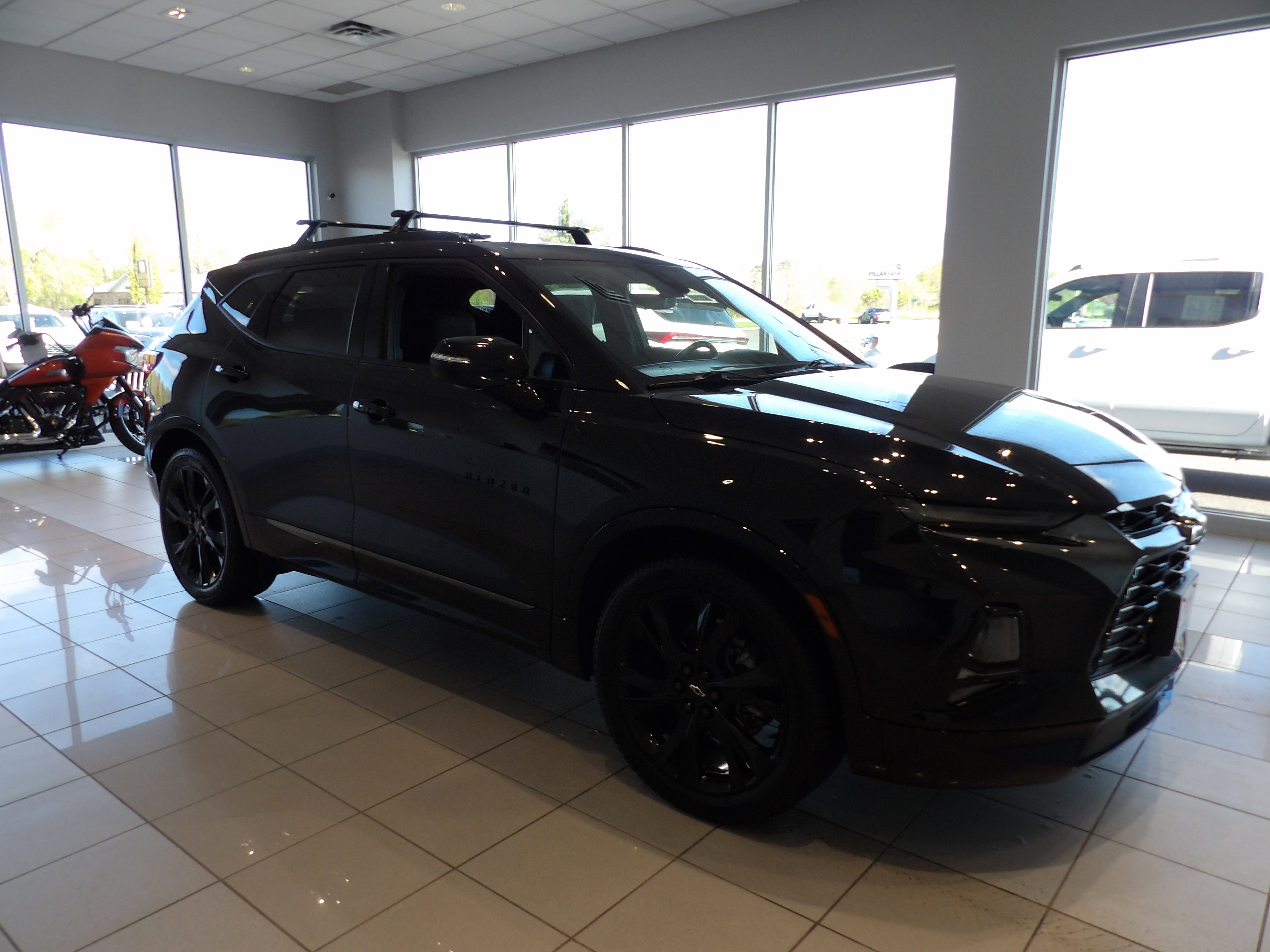 Used 2022 Chevrolet Blazer RS w/ Enhanced Convenience Package AWD/4WD image 3