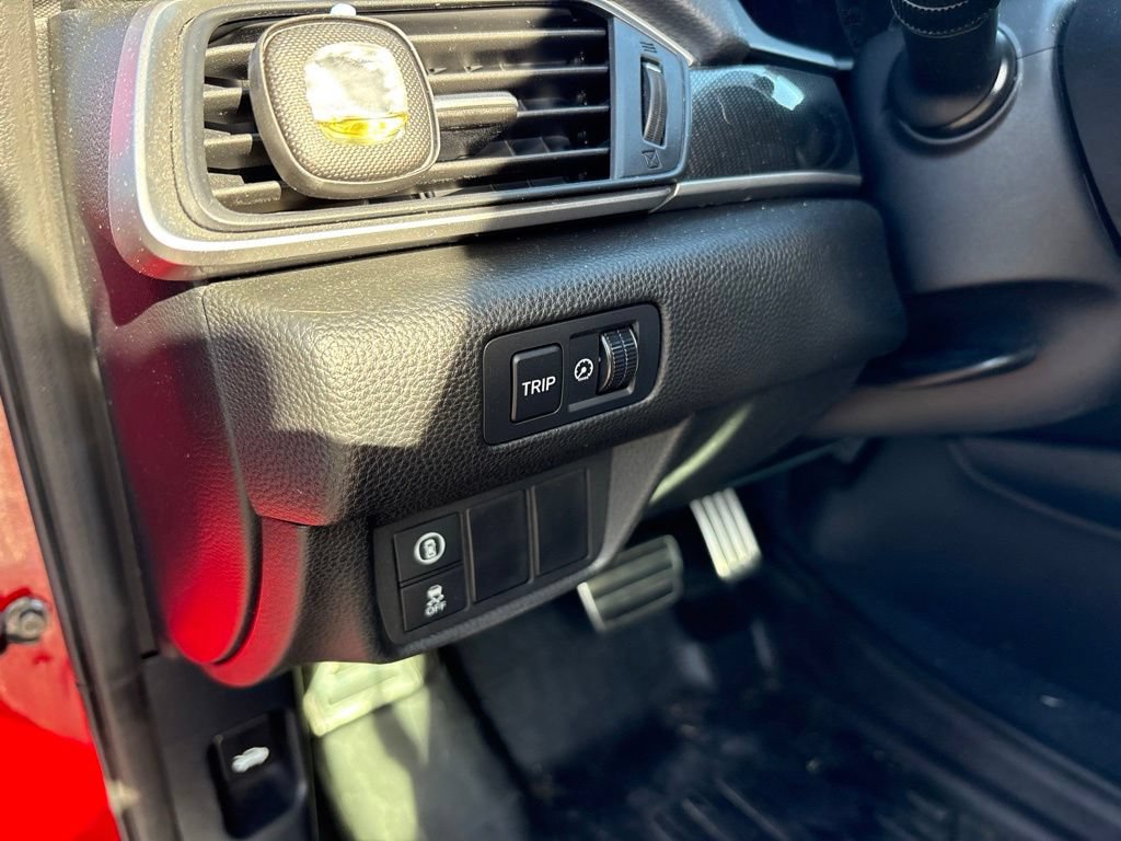 Used 2021 Honda Accord Sport image 16