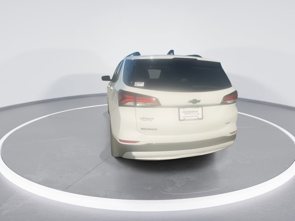 Used 2022 Chevrolet Equinox RS w/ Infotainment Package image 7