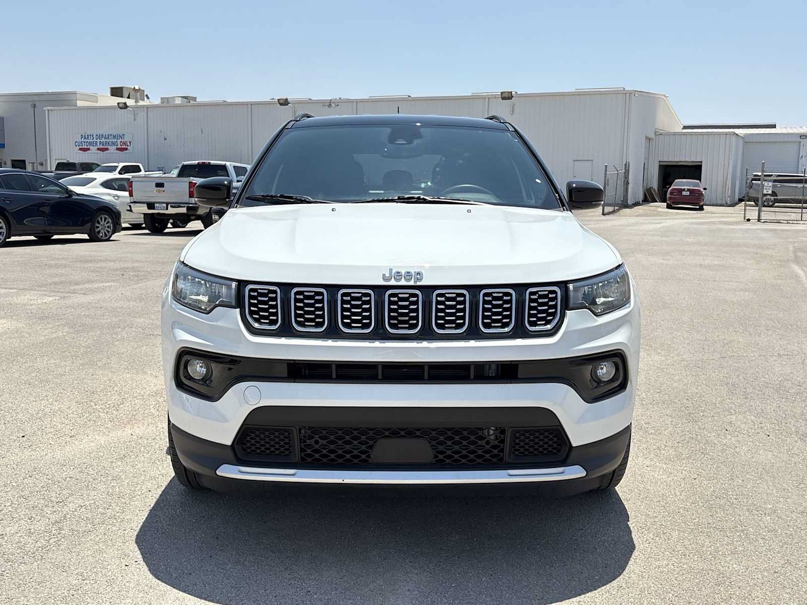 Used 2025 Jeep Compass Limited AWD/4WD image 3