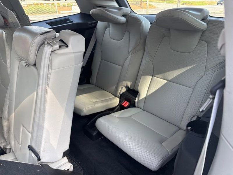 Used 2020 Volvo XC90 T6 Inscription w/ Protection Package image 5