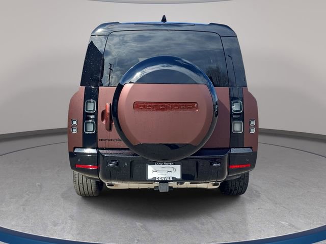 New 2026 Land Rover Defender 130 X-Dynamic SE image 6