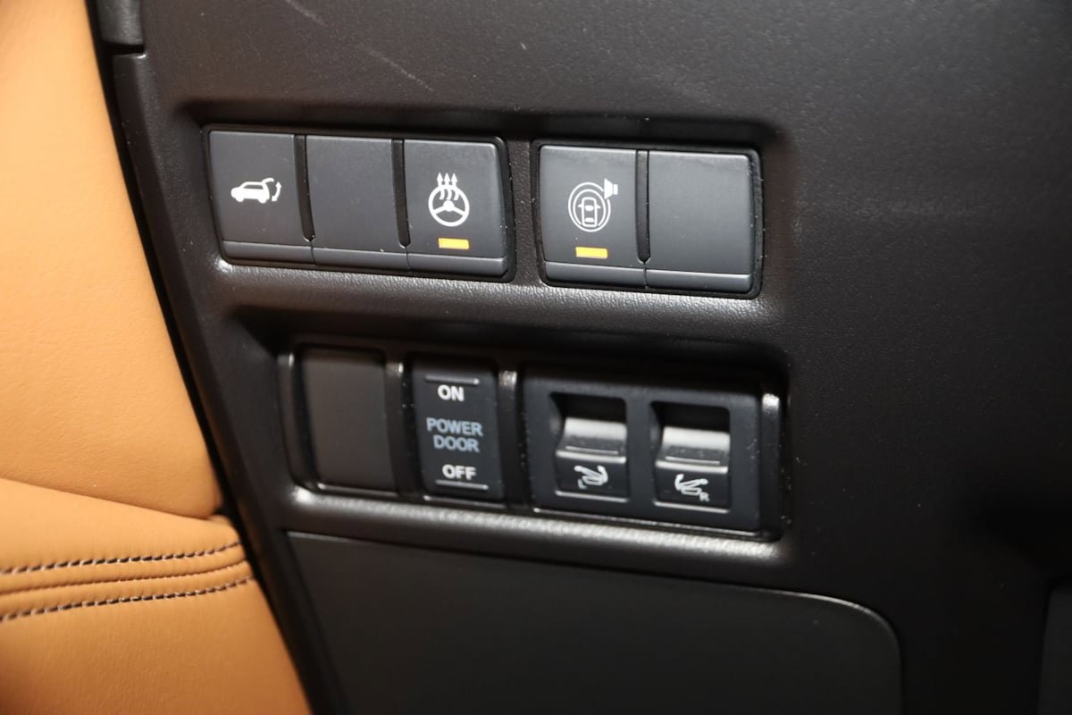 Used 2023 INFINITI QX80 Sensory w/ Cargo Package AWD/4WD image 8