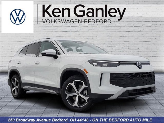 New 2025 Volkswagen Tiguan SE