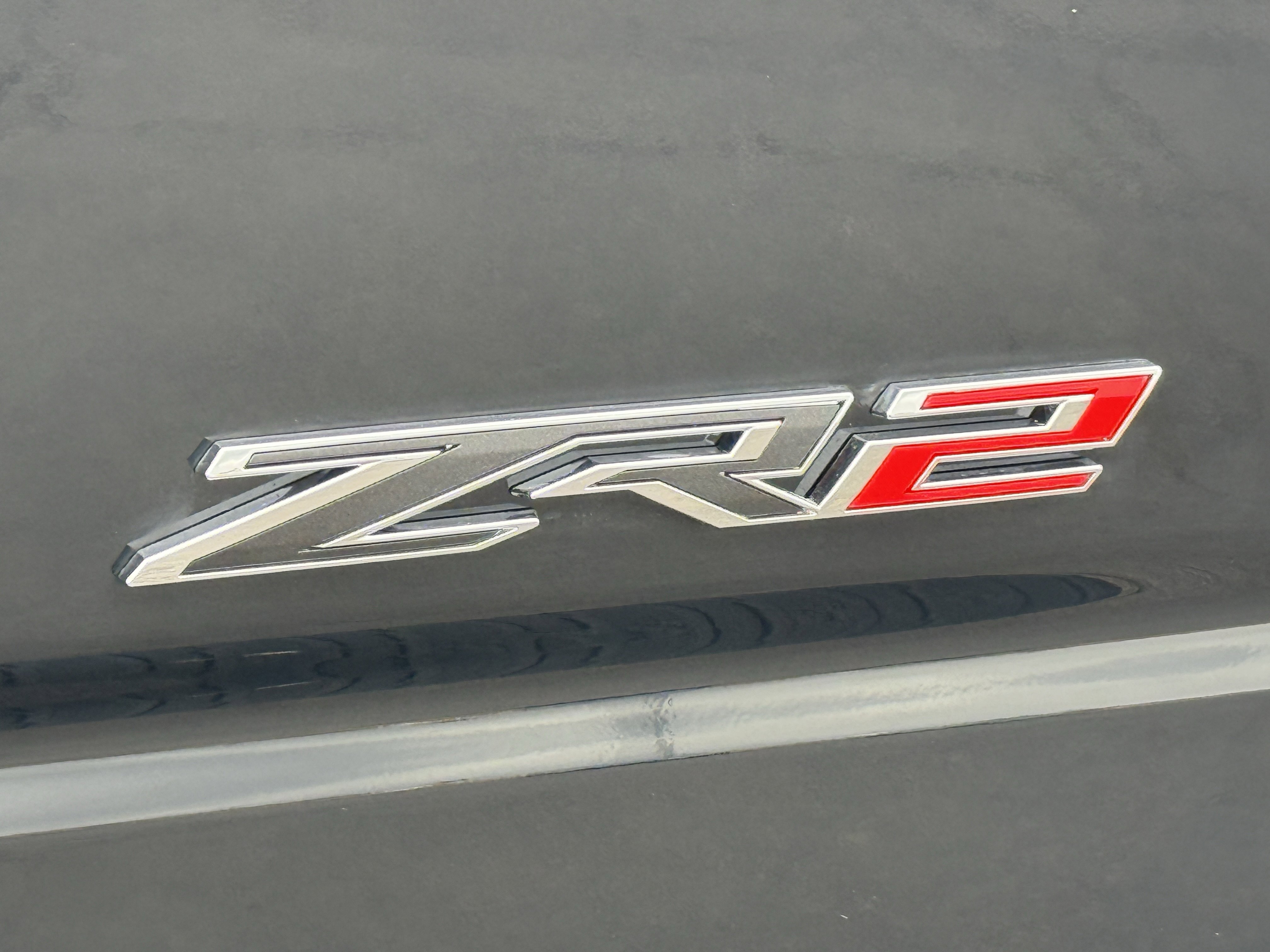 Used 2023 Chevrolet Silverado 1500 ZR2 w/ Technology Package image 9