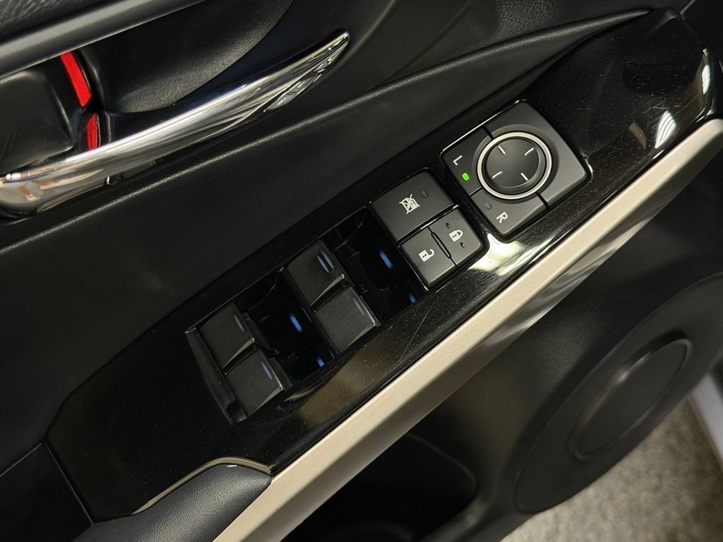 Used 2016 Lexus IS 300 AWD w/ Premium Package image 13