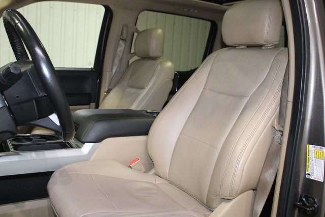 Used 2019 Ford F250 Lariat w/ Chrome Package image 11