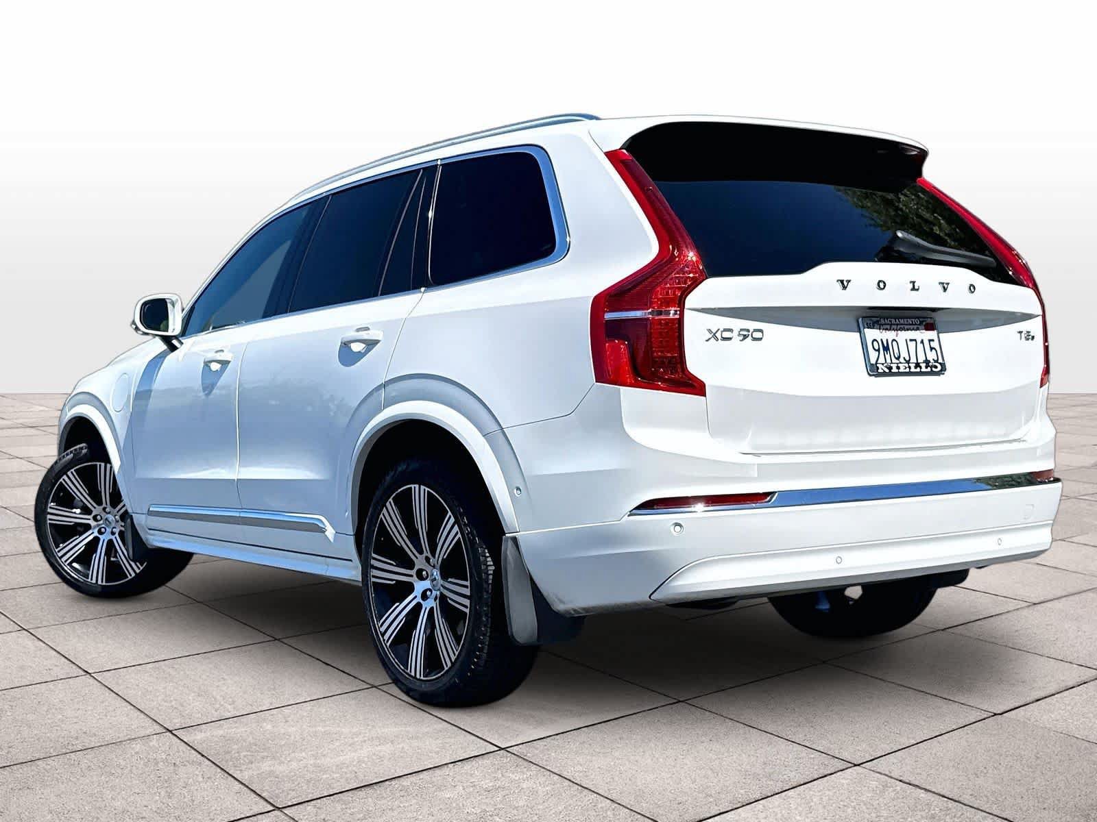 Used 2025 Volvo XC90 T8 Ultra w/ Protection Package Premier AWD/4WD image 15