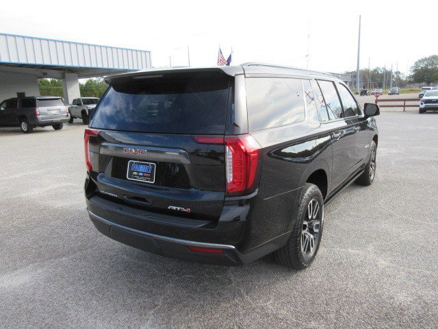 Used 2023 GMC Yukon XL AT4 w/ AT4 Premium Package image 5